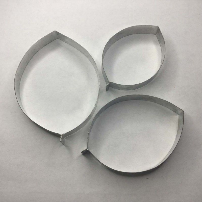 3 CORTADORES METALICOS LYDIA Nº 23