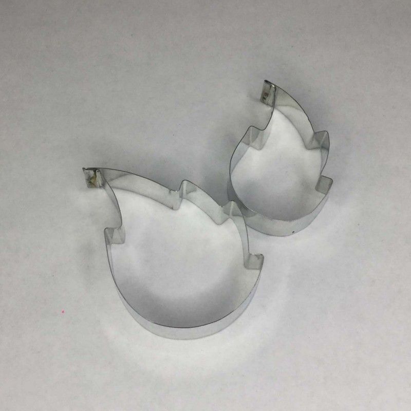 2 CORTADORES METALICOS LYDIA Nº 76