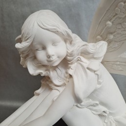 Figura de escayola Ninfa Sentada detalle cara