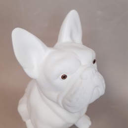 Figura de escayola perro buldog detalle cabeza