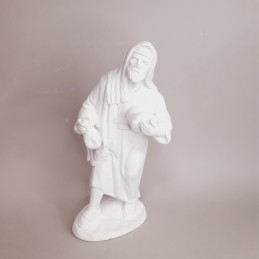 Pastor con panes para portal de Belén